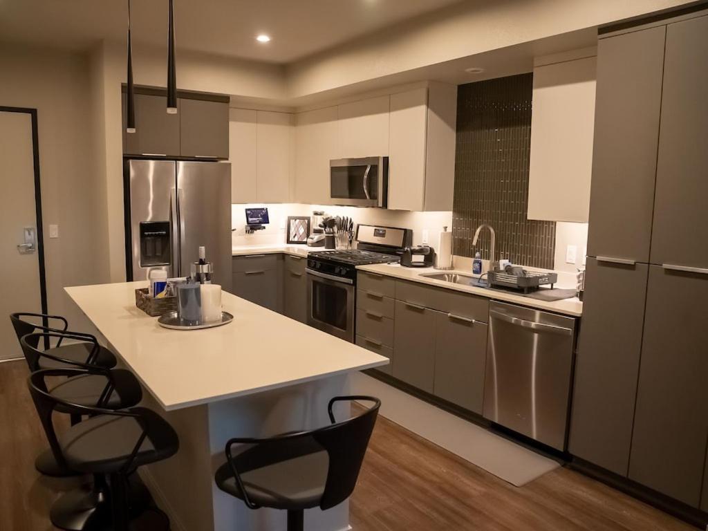 Smart & Luxurious ~ Mins To Disney ~ Queen Beds Anaheim Ngoại thất bức ảnh