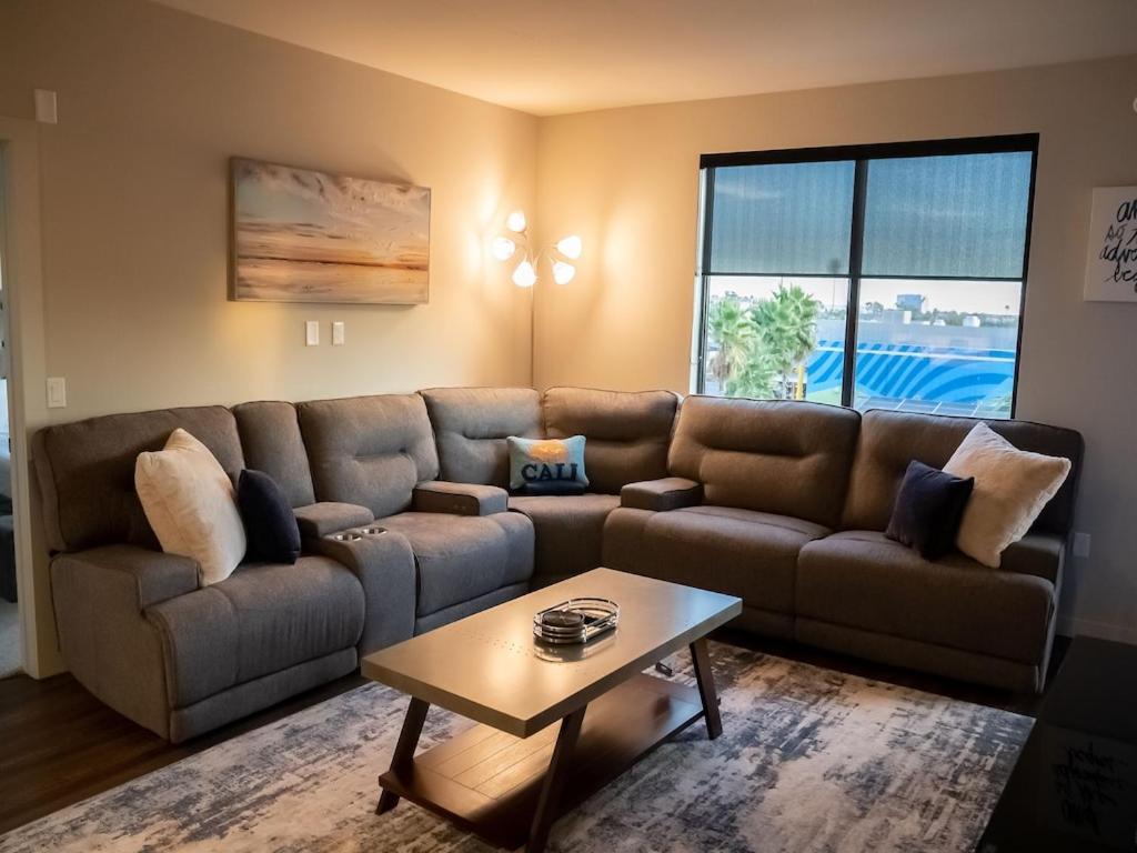 Smart & Luxurious ~ Mins To Disney ~ Queen Beds Anaheim Ngoại thất bức ảnh